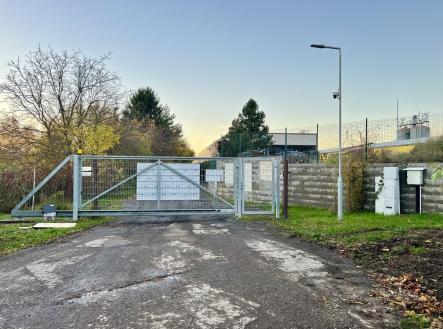 Pronájem komerčního objektu, sklad, 250 m²