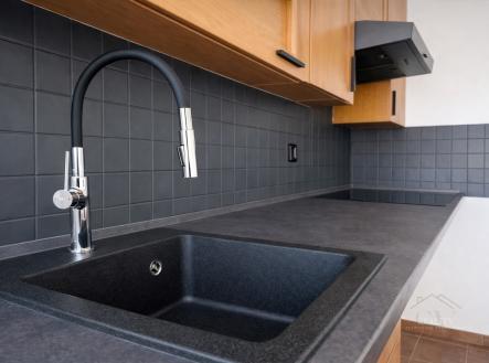 Pronájem bytu, 2+1, 56 m²