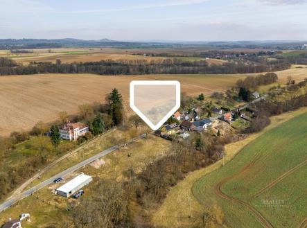 Prodej pozemku pro bydlení, 2 030 m²