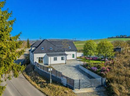 Prodej domu/vily, 371 m²