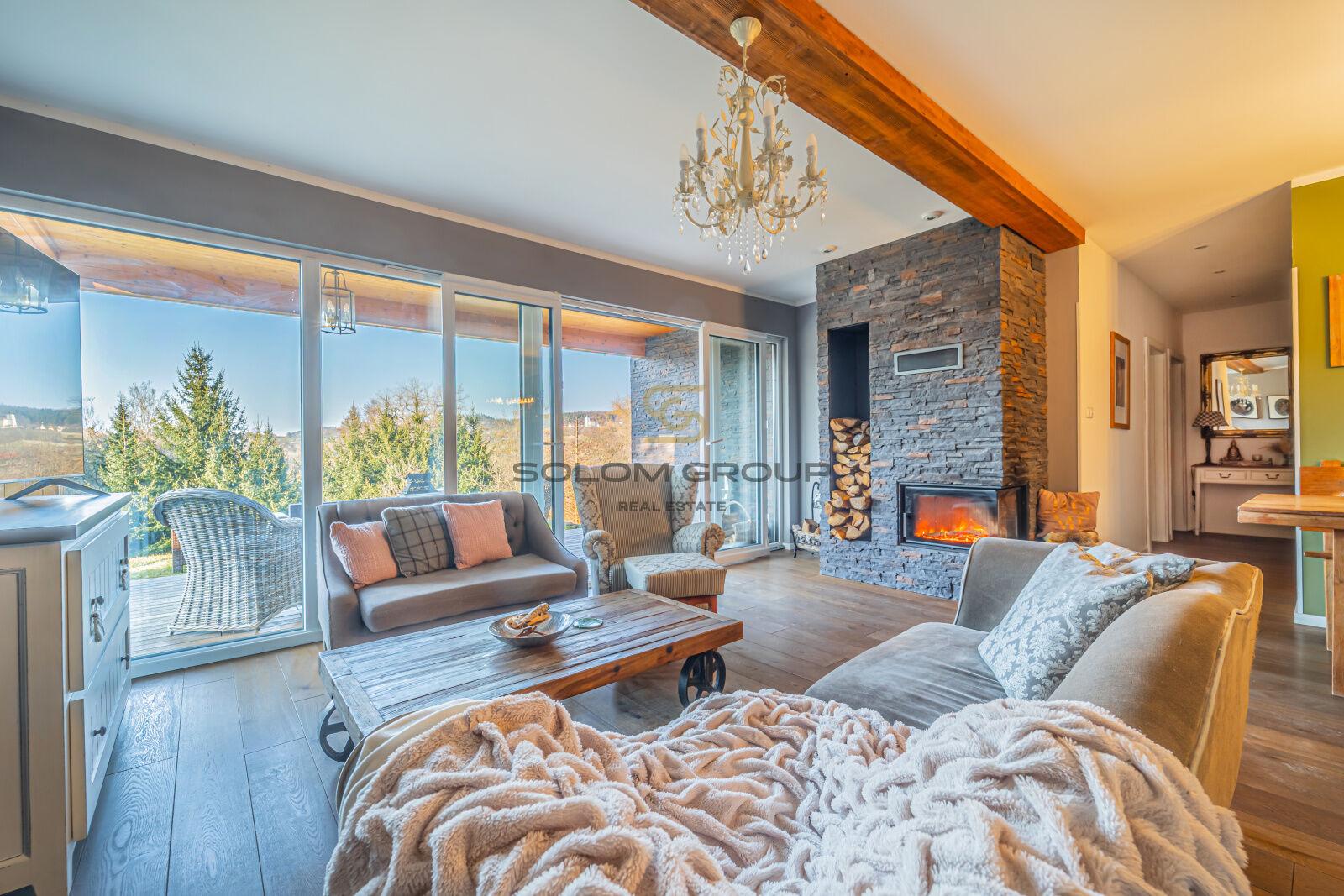 Prodej rodinného domu 4+kk, 155 m² s přilehlým lesem a pozemkem 1713 m², Rabyně - Benešov