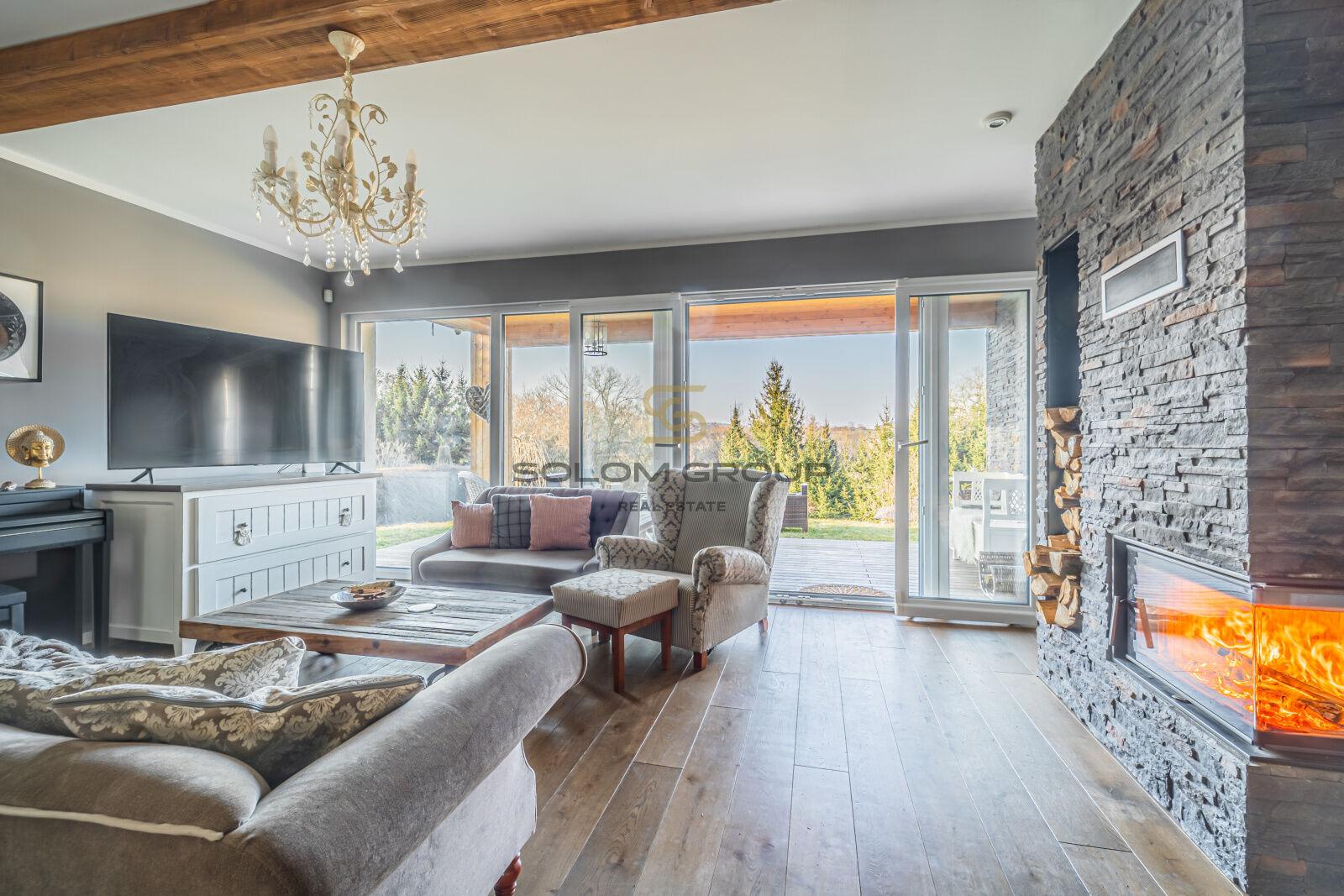 Prodej rodinného domu 4+kk, 155 m² s přilehlým lesem a pozemkem 1713 m², Rabyně - Benešov