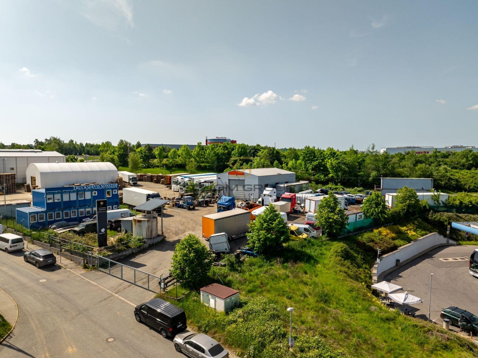 Pronájem pozemku, 1 000 m², Všechromy