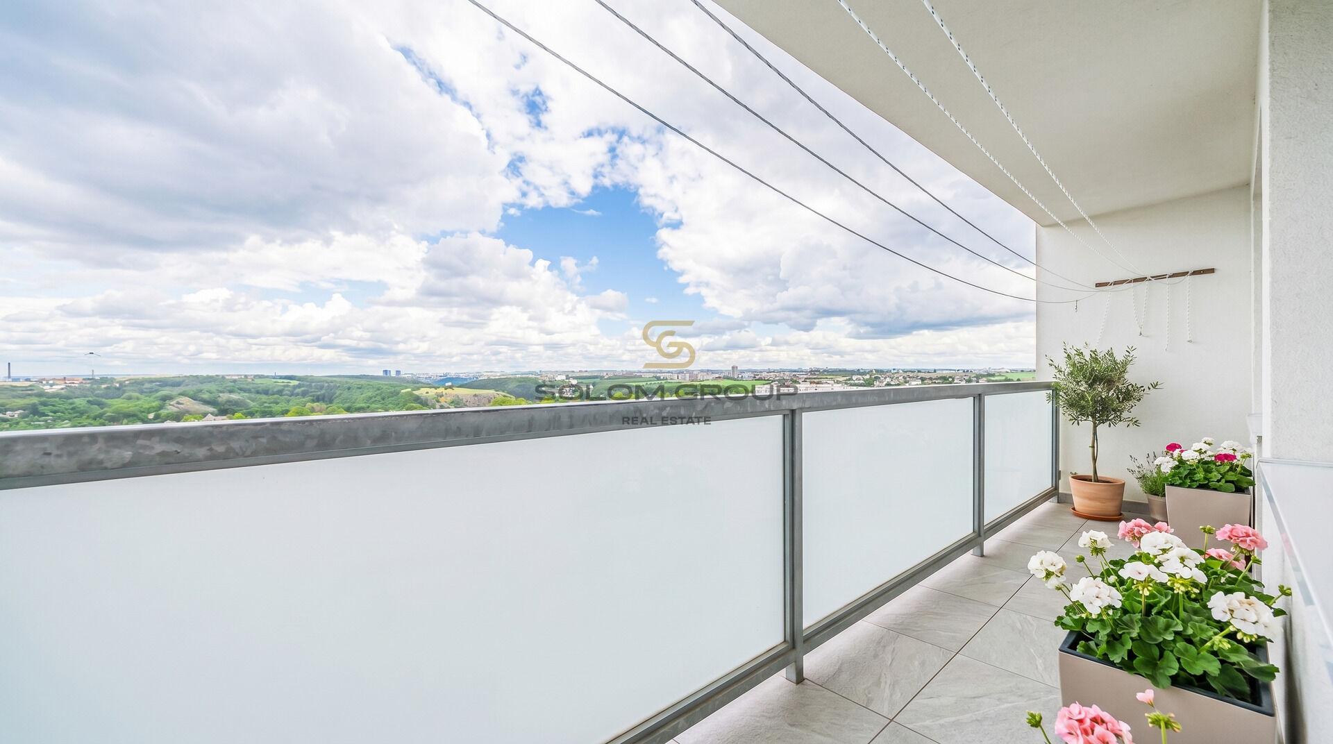 Prodej bytu 3+1/L, 76 m², před rekonstrukcí, sklep, OV, Praha - Stodůlky