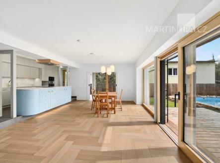 Pronájem domu/vily, 237 m²