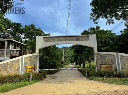 Diamond Rock Resort