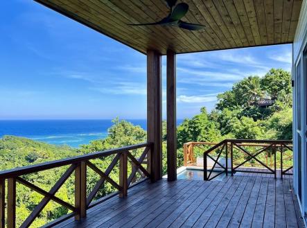 Villa Aroha, Punta Blanca