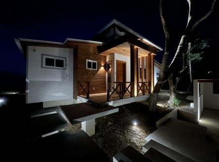 Villa Aroha, Punta Blanca