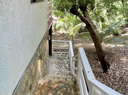 Diamond Hill