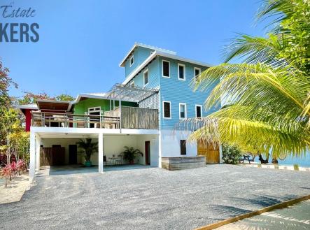 Pangea Tower Camp Bay Beach