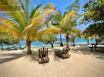 Pangea Tower Camp Bay Beach