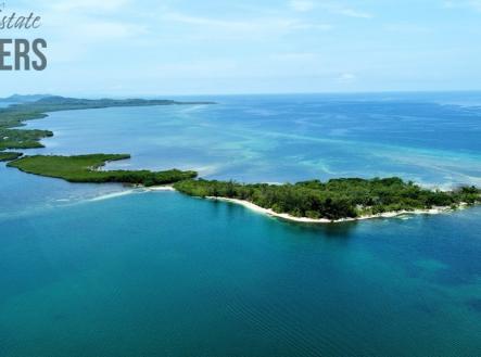 Bailey's Caye