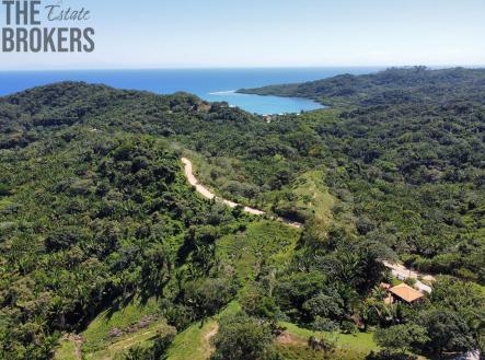 Falcon Valley Lot#6 Santos Guardiola, Roatan