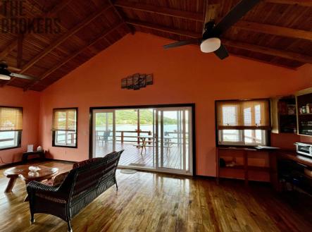 Waterfront Home with Boat Calabash Point