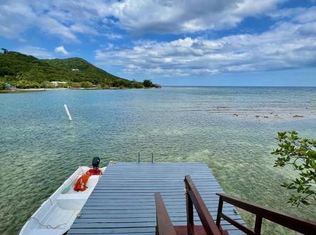 Waterfront Home with Boat Calabash Point
