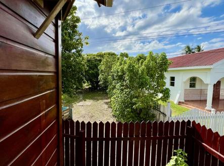 Waterfront Home with Boat Calabash Point