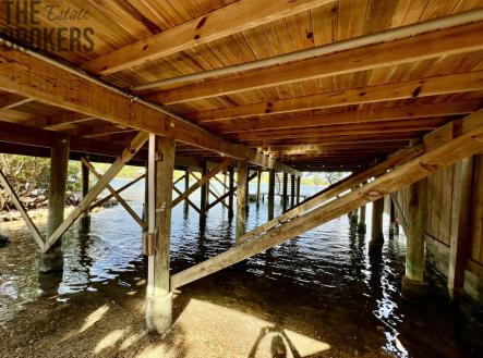 Waterfront Home with Boat Calabash Point