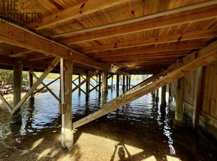 Waterfront Home with Boat Calabash Point