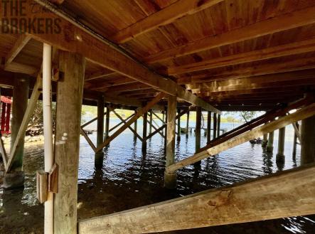 Waterfront Home with Boat Calabash Point