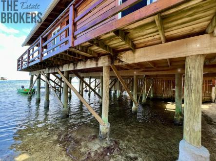 Waterfront Home with Boat Calabash Point