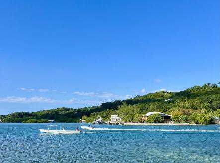 Waterfront Home with Boat Calabash Point