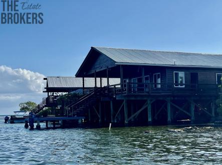 Waterfront Home with Boat Calabash Point