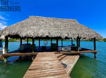 LUXURY 3BD & 3.5BT Home First Bight, Roatan