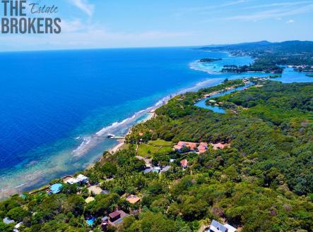 LUXURY 3BD & 3.5BT Home First Bight, Roatan