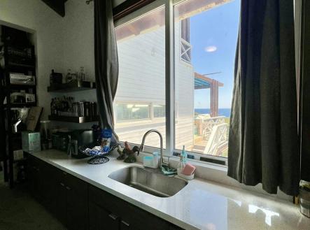 LUXURY 3BD & 3.5BT Home First Bight, Roatan