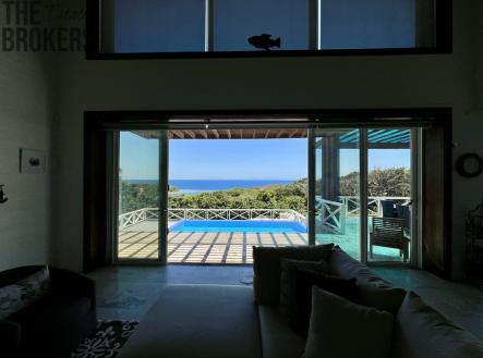 LUXURY 3BD & 3.5BT Home First Bight, Roatan