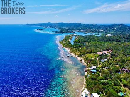 LUXURY 3BD & 3.5BT Home First Bight, Roatan