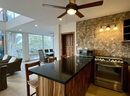 The Marina Home, 5BD & 4BT Jonesville Point, Roatan