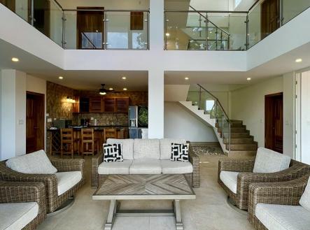 The Marina Home, 5BD & 4BT Jonesville Point, Roatan