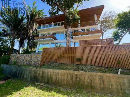 The Marina Home, 5BD & 4BT Jonesville Point, Roatan