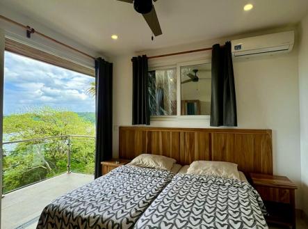 The Marina Home, 5BD & 4BT Jonesville Point, Roatan