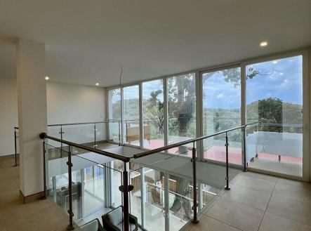 The Marina Home, 5BD & 4BT Jonesville Point, Roatan