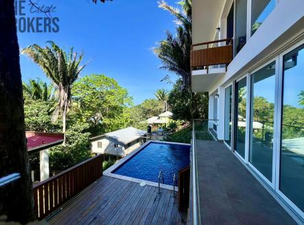 The Marina Home, 5BD & 4BT Jonesville Point, Roatan