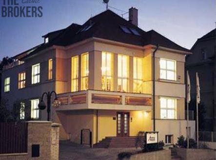 Pronájem kanceláře, 100 m²