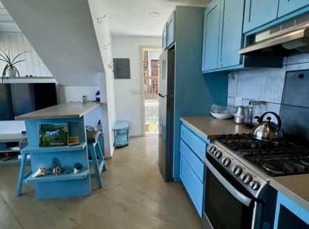 Blue House Czech Village, Roatan