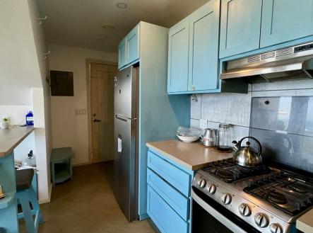 Blue House Czech Village, Roatan