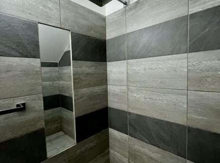 Blue House Czech Village, Roatan