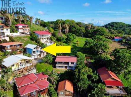 Blue House Czech Village, Roatan