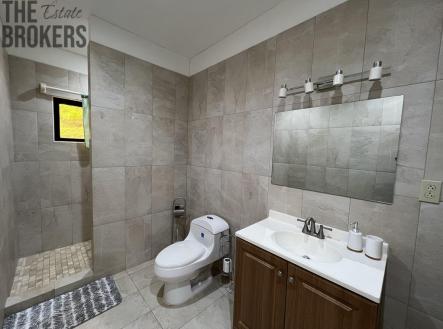 2BD&2BT Bungalow Diamond Hill Resort, Roatan