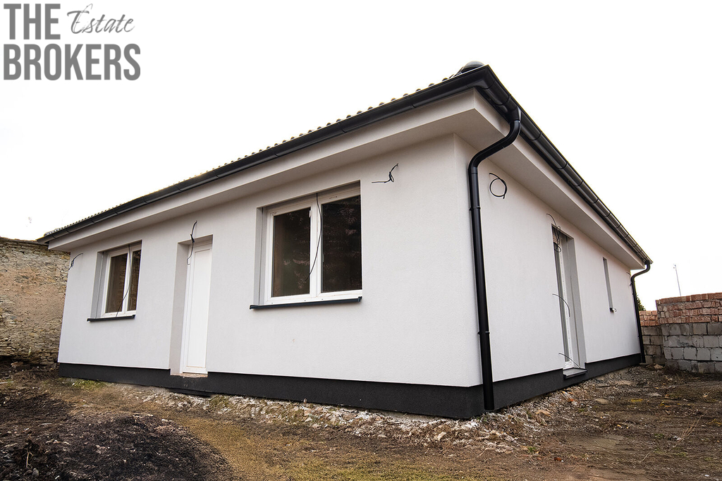 Prodej rodinného domu - Záříčany