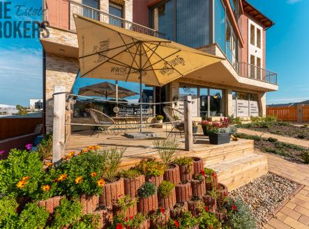 Pronájem obchodní prostor, 99 m²