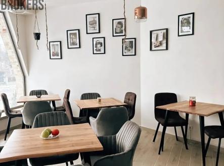 Pronájem - restaurace, 99 m²