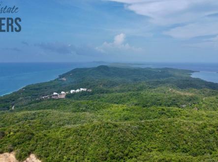 2BD&2BT Wooden Bungalow Diamond Hill Resort, Roatan
