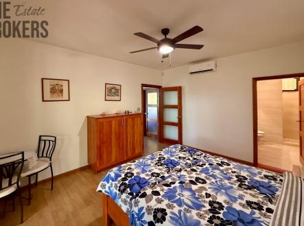 2BD&2BT Wooden Bungalow Diamond Hill Resort, Roatan
