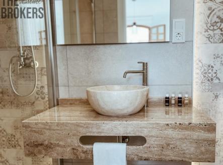 las-sierras-apartment-5.jpg