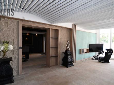 apartment-1.jpg